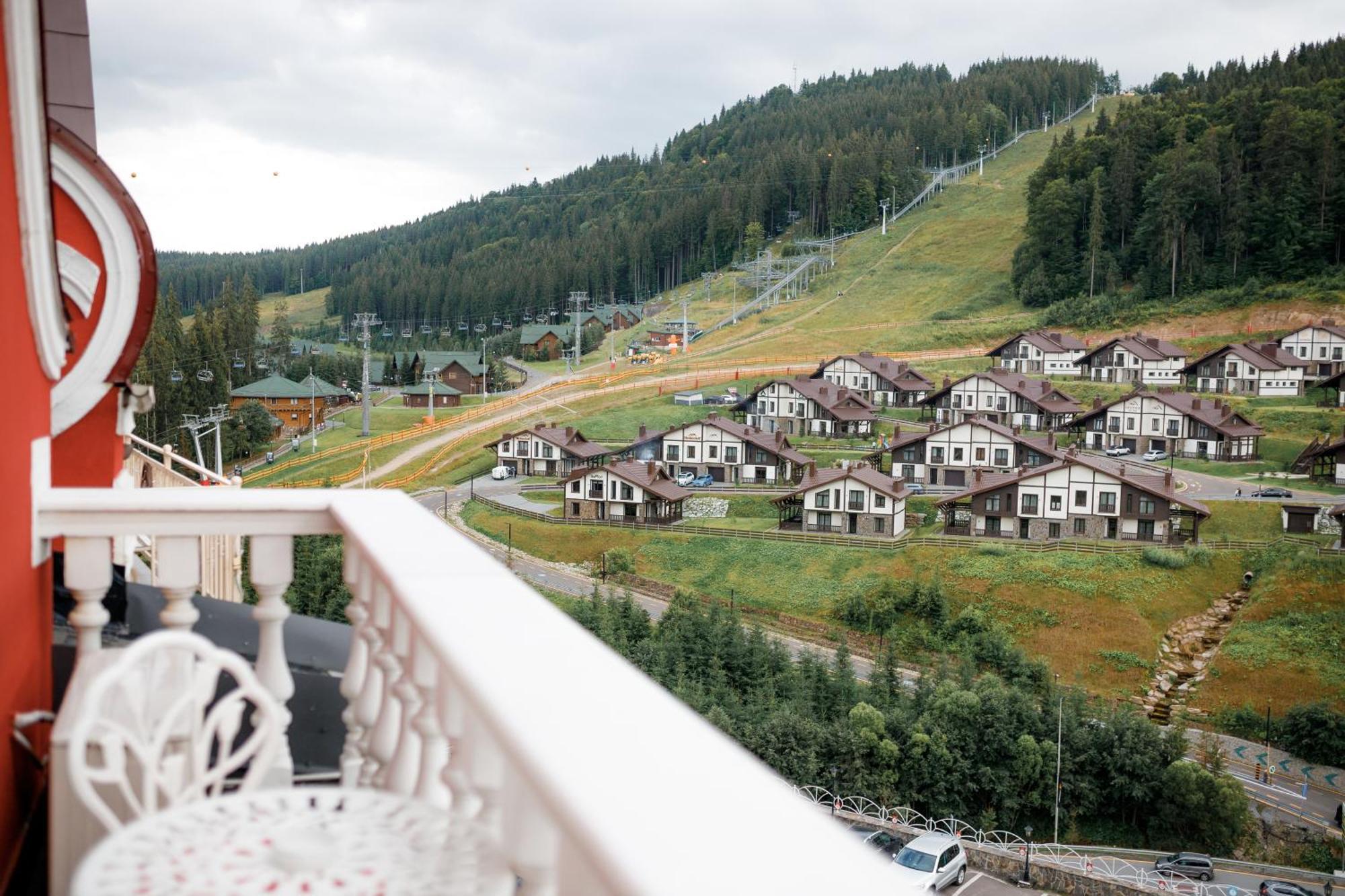 Chevalier Hotel & Spa Bukovel Esterno foto