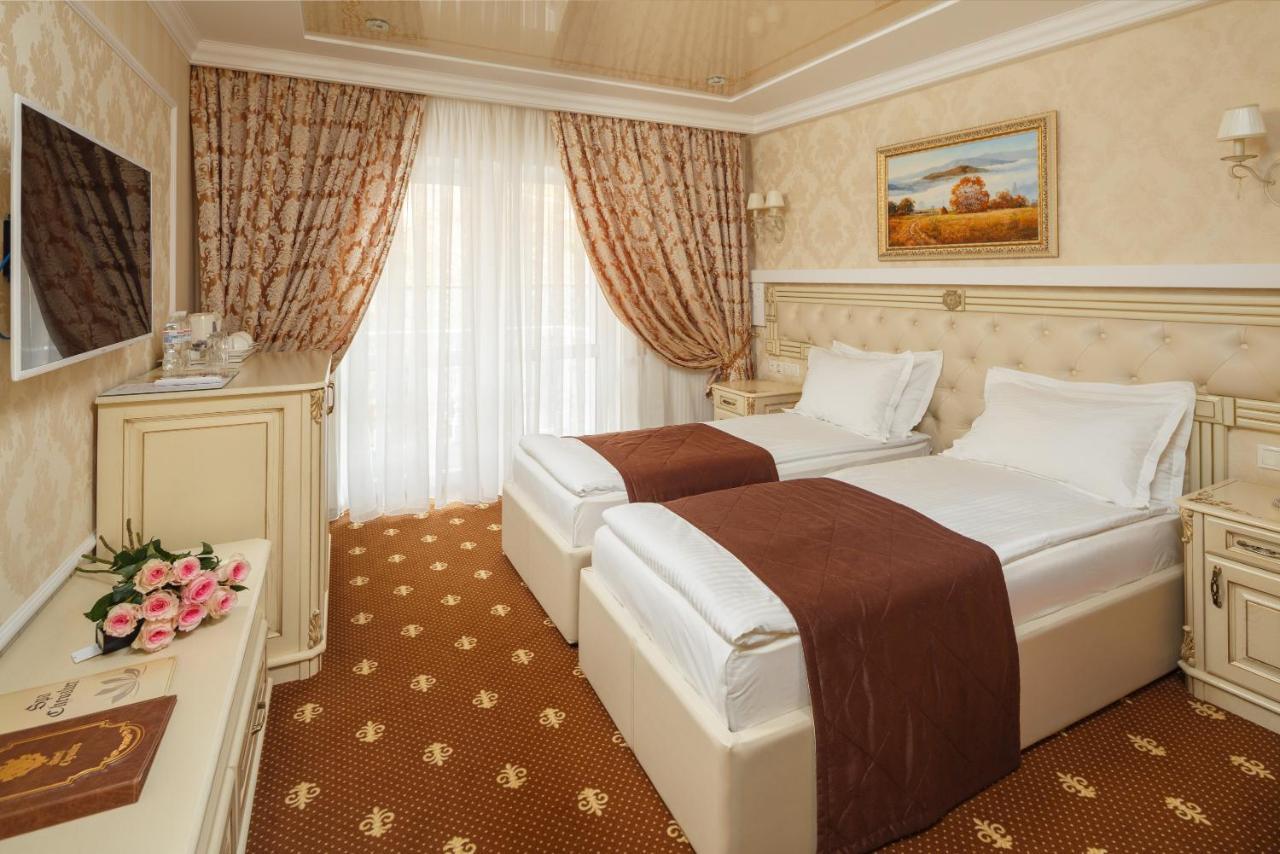Chevalier Hotel & Spa Bukovel Esterno foto